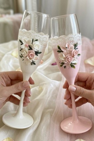 Copas de boda . Vestido de novia