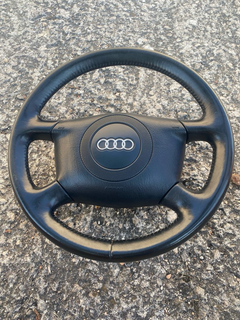 Audi A4 2000 - foto 1