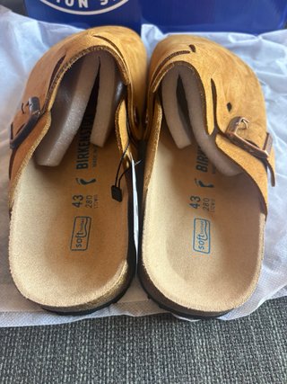 Zuecos Birkenstock Marrones
