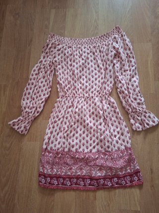Vestido Hollister rosa y rojo