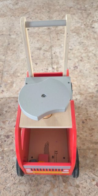 Correpasillos de madera