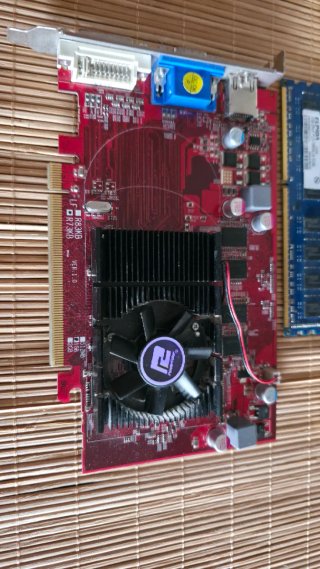 Lote componentes PC: Ryzen 5 2600, Líquida OMEN y+
