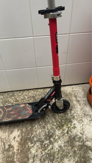 Patinete Oxelo Rojo y Negro