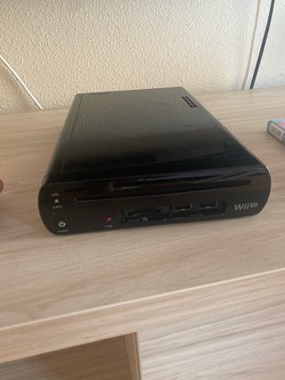 Nintendo Wii U Negra + 2 Juegos