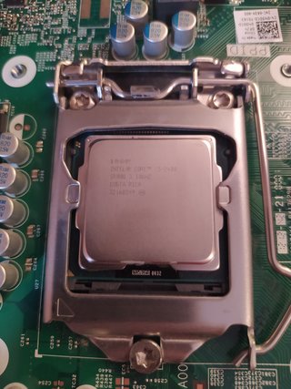 Placa Dell MIH61R MB + CPU + disipador LEER
