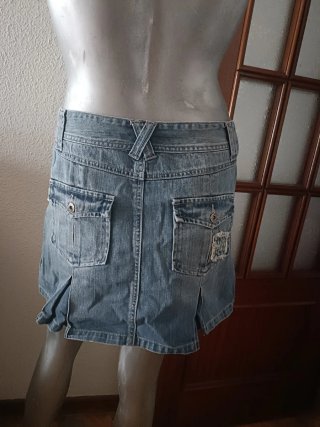 Minifalda vaquera con tablas