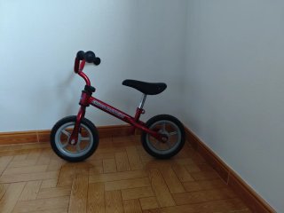 Bici de equilibrio Chicco Roja