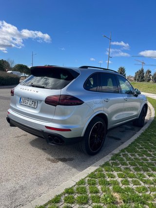 Porsche Cayenne 2016