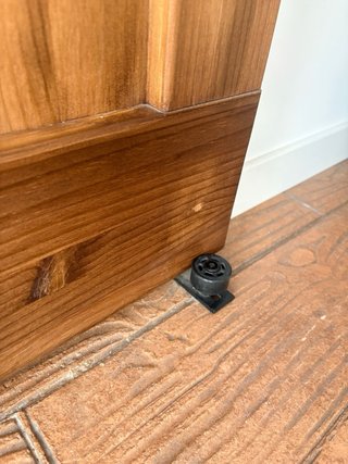 Puerta corredera estilo granero madera