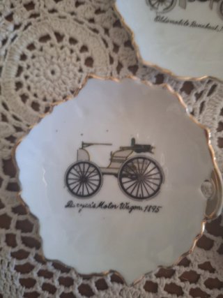 Set 6 Platos Porcelana Coches Antiguos