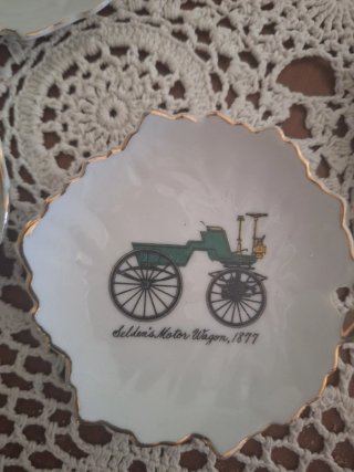 Set 6 Platos Porcelana Coches Antiguos