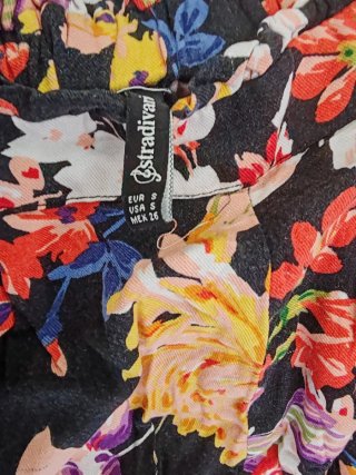 Pantalón corto estampado floral