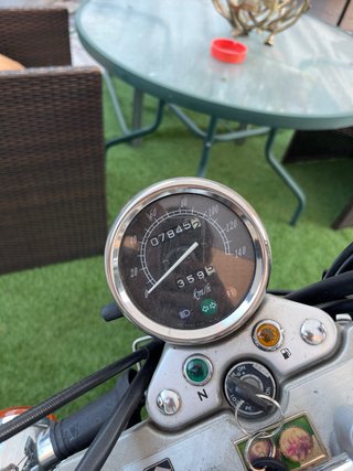 Suzuki Marauder 125cc Negra