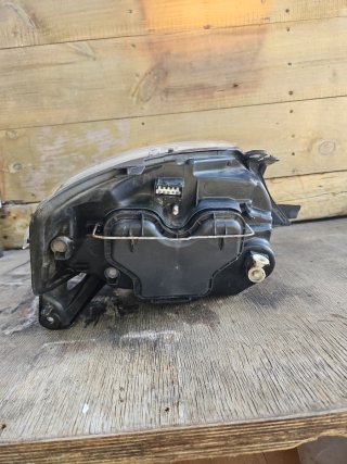 Faro Izquierdo Ford Mondeo Mk3