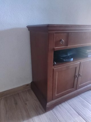 Mueble TV o recibidor de madera