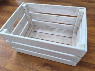 Caja de madera - KNAGGLIG de IKEA
