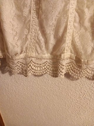 Blusa de vestir blanca de encaje de joven  NOENVIO