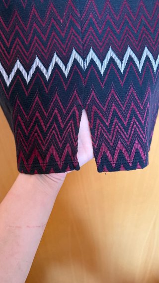 Falda tubo Zigzag Negra y Roja