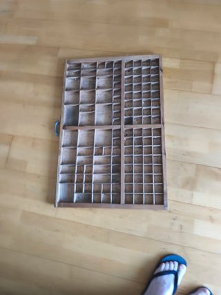 Cajón de imprenta madera y metal