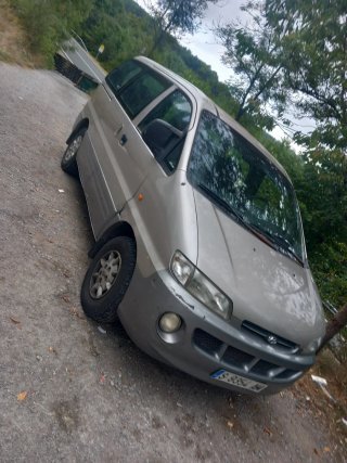 Hyundai H-1 1999