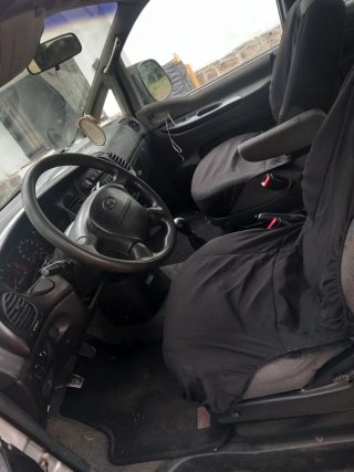Hyundai H-1 1999