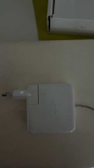 Clásico MacBook A1342. 2010 13” Unibody