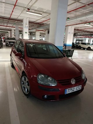 Volkswagen Golf 2004