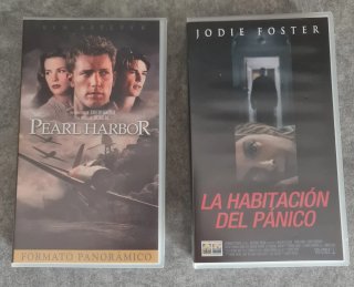 Lote 4 Películas VHS: Terror, Sci-Fi y cds musica.