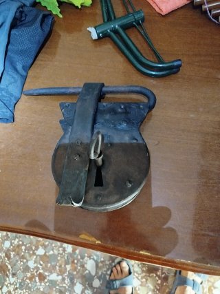 Candado antiguo de 1876