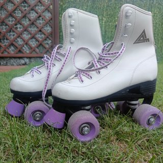 Patines niña talla 35 + protecciones