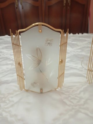 Apliques de pared dorados y transparentes