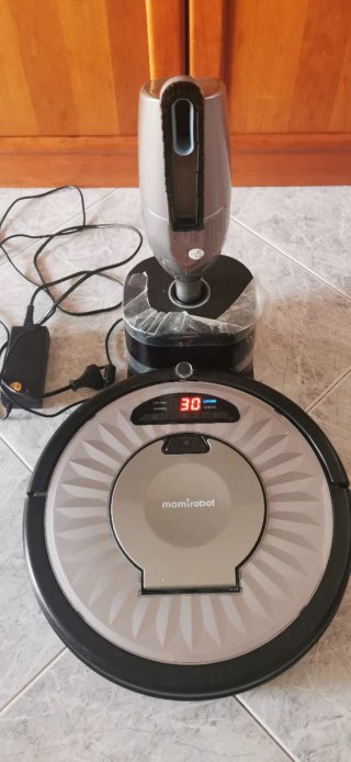 Aspiradora Robot MamiRobot + Aspirador de Mano