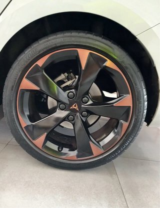 CUPRA Leon 2023