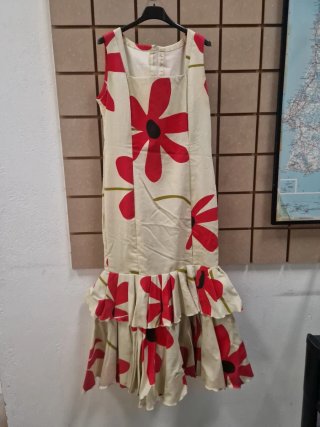 Traje de flamenca con flores