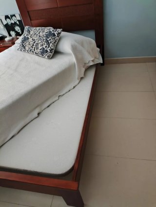 Estructura cama en cerezo + colchón 110cm