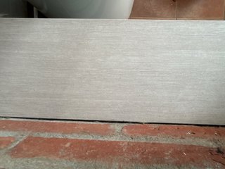 Suelo técnico 60x 20 x 1  Tengo 80 unidafes  9,6m2