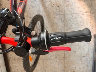 Bicicleta de montaña infantil B'TWIN