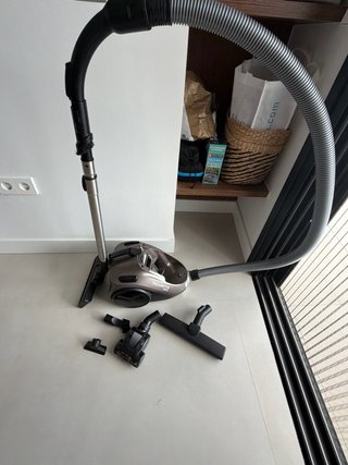Rowenta Compact Power Cyclone Aspirador