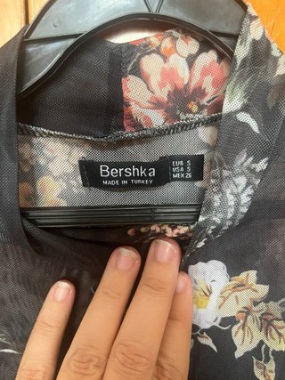 Top Tul Transparente Flores Bershka Talla S