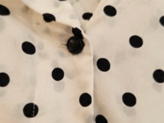 Blusa lunares blanca y negra
