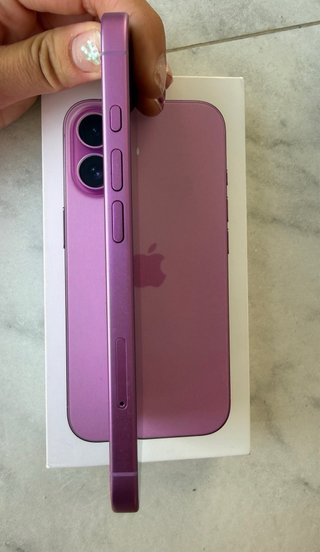 iPhone 16