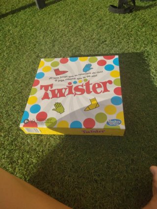 Juego Twister Hasbro Gaming