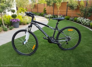 Rockrider Five One – MTB 26” – Cuadro de aluminio