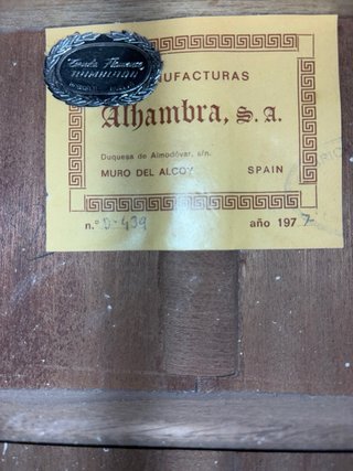 Alhambra 1977 guitarra artesanal