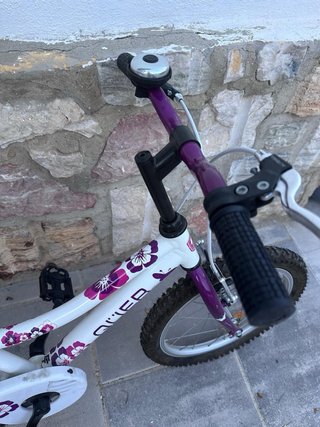 Bicicleta infantil QUER blanca y morada