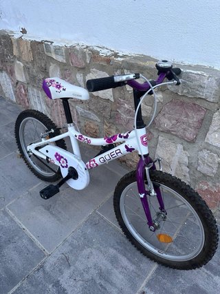 Bicicleta infantil QUER blanca y morada