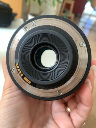 Canon EF-S 18-135mm f/3.5-5.6 IS USM