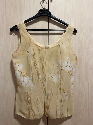 Traje chaqueta y top mostaza vintage