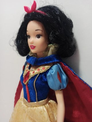 Muñeca Blancanieves Disney