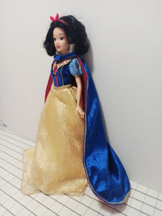 Muñeca Blancanieves Disney